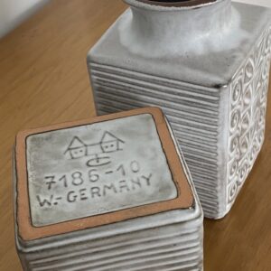 Paire de petits vases asymétriques, céramique West Germany des années 70 / VENDU